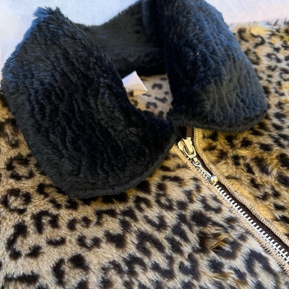 EUC leopard fleece M cozy soft easy zip-up - Picture 4 of 11